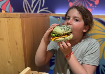 כשרות בחו"ל. קשה? לא קשה!